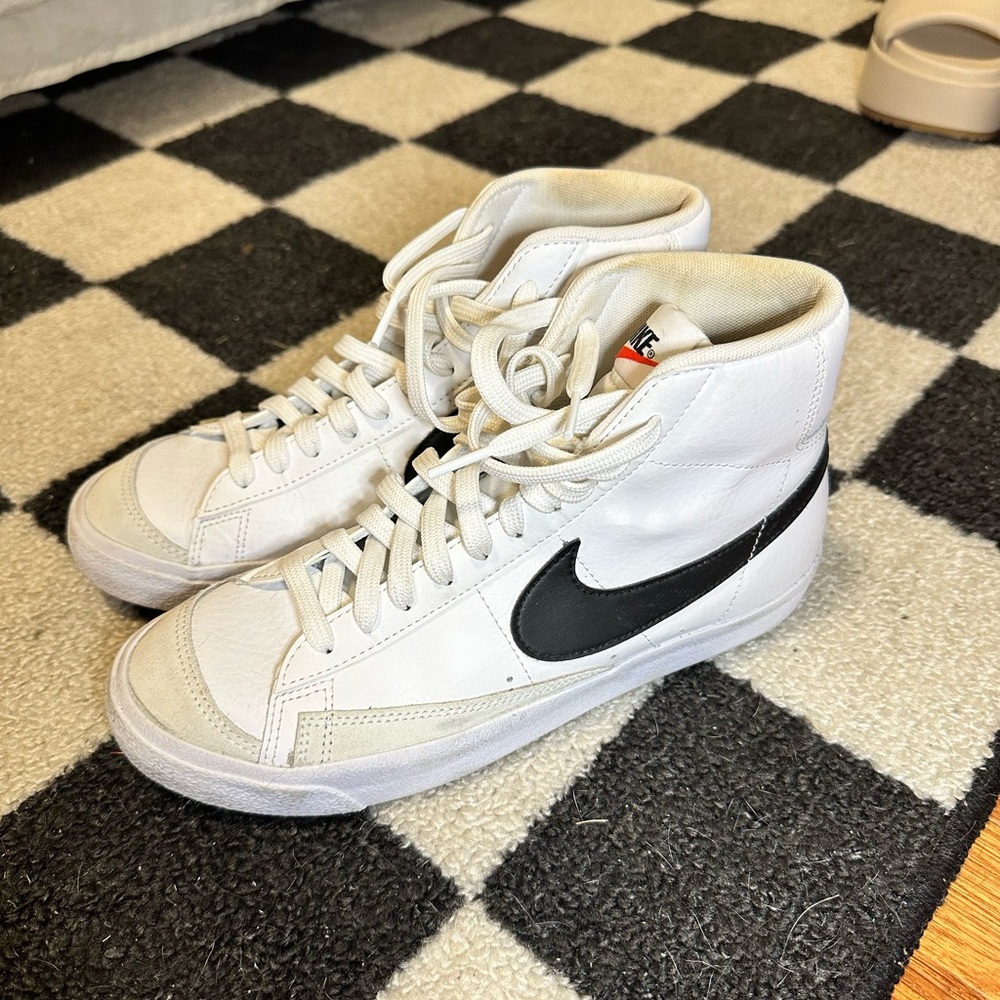 Nike Blazers (Y7 - Women’s 8)